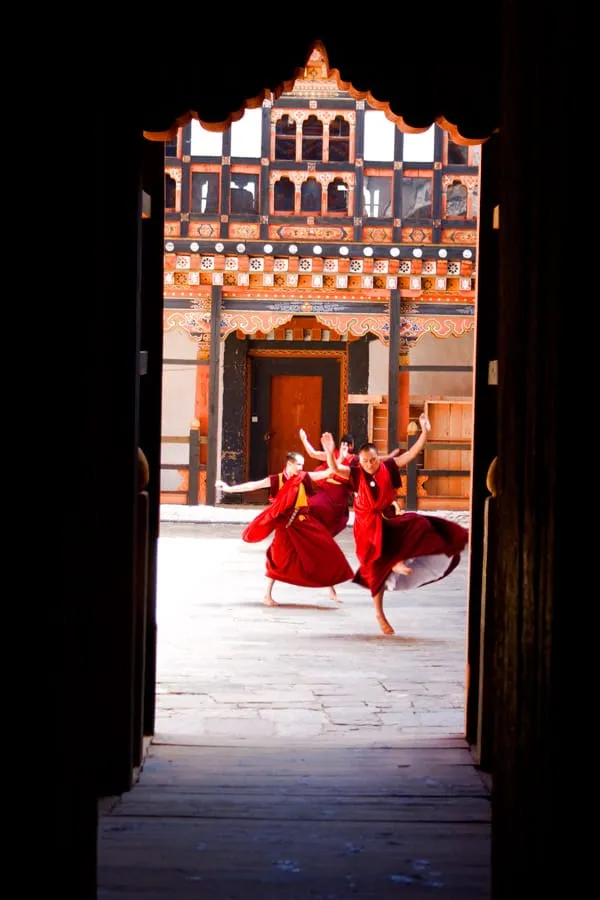 The history of Lhakhangs, gonpas and nyes dates back to the 7th century when the Tibetan King Songsten Gampo built 108 temples throughout the Himalayan region to subdue a demon. The two main temples built in Bhutan were Jampa Lhakhang in Bumthang and Kyichu Lhakhang in Paro.
