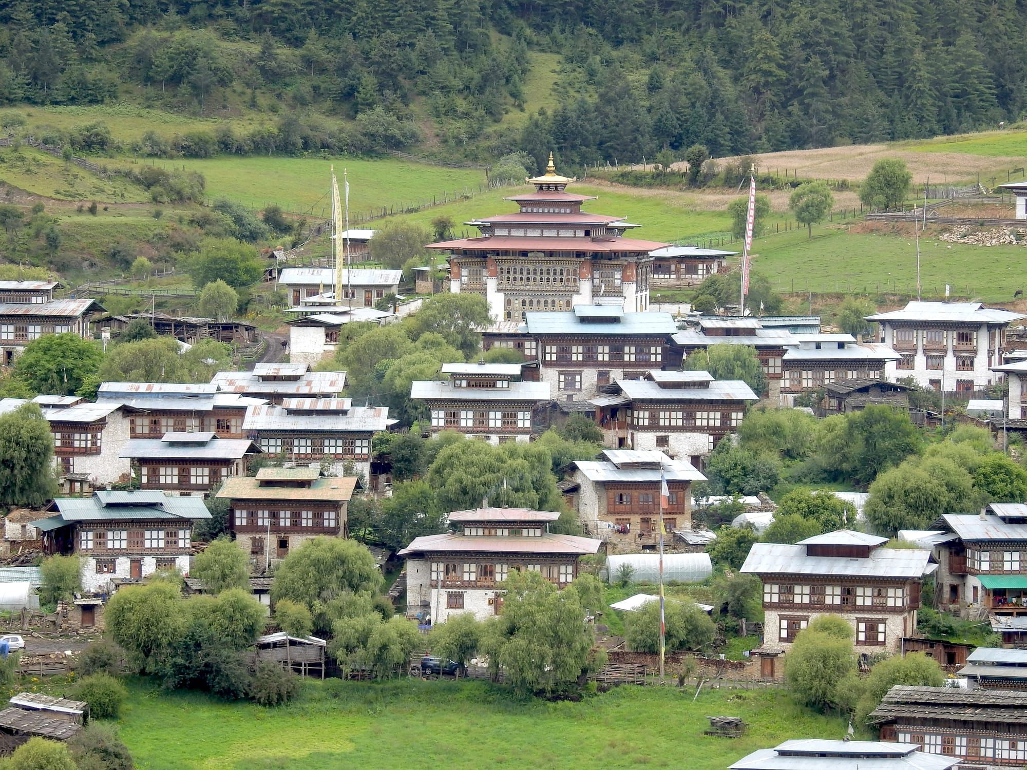 Ura Valley and the Ura Yakchoe