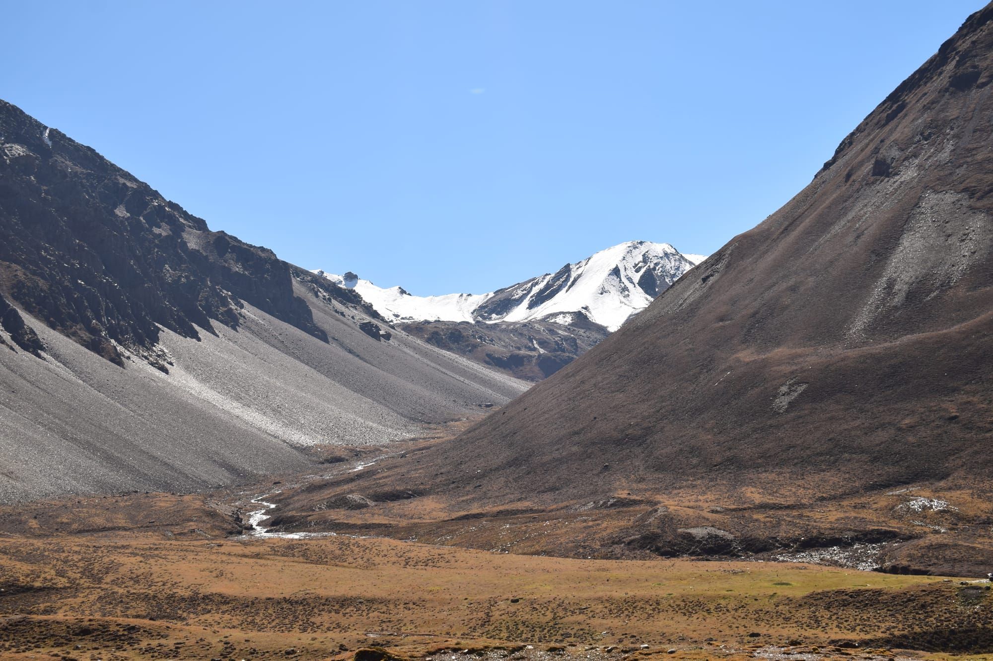 Exploring Bhutan: A Hiker's Paradise and the Snowman Race