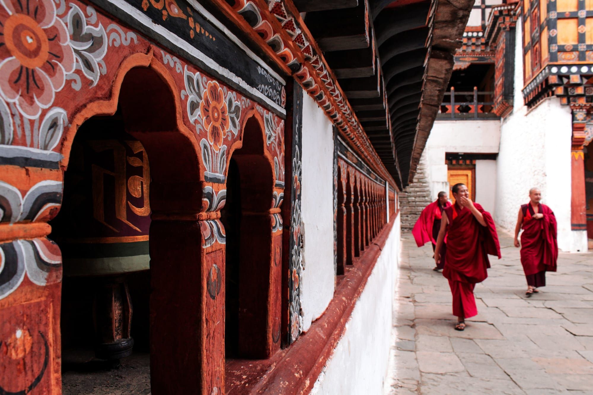 Bhutanese Guides: Traveling without English