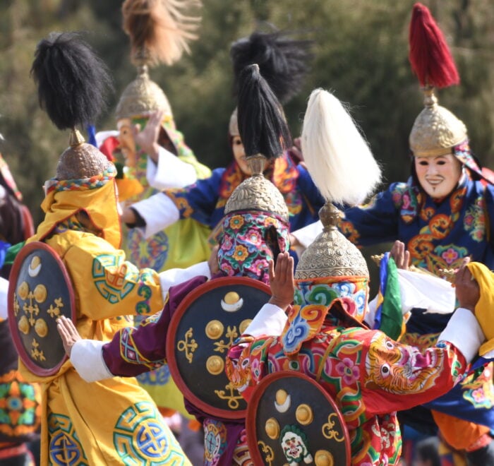 Dochula_festival_war_dance